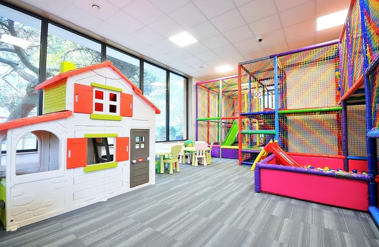 Apartament Dotta โควอบเซก ภายนอก รูปภาพ